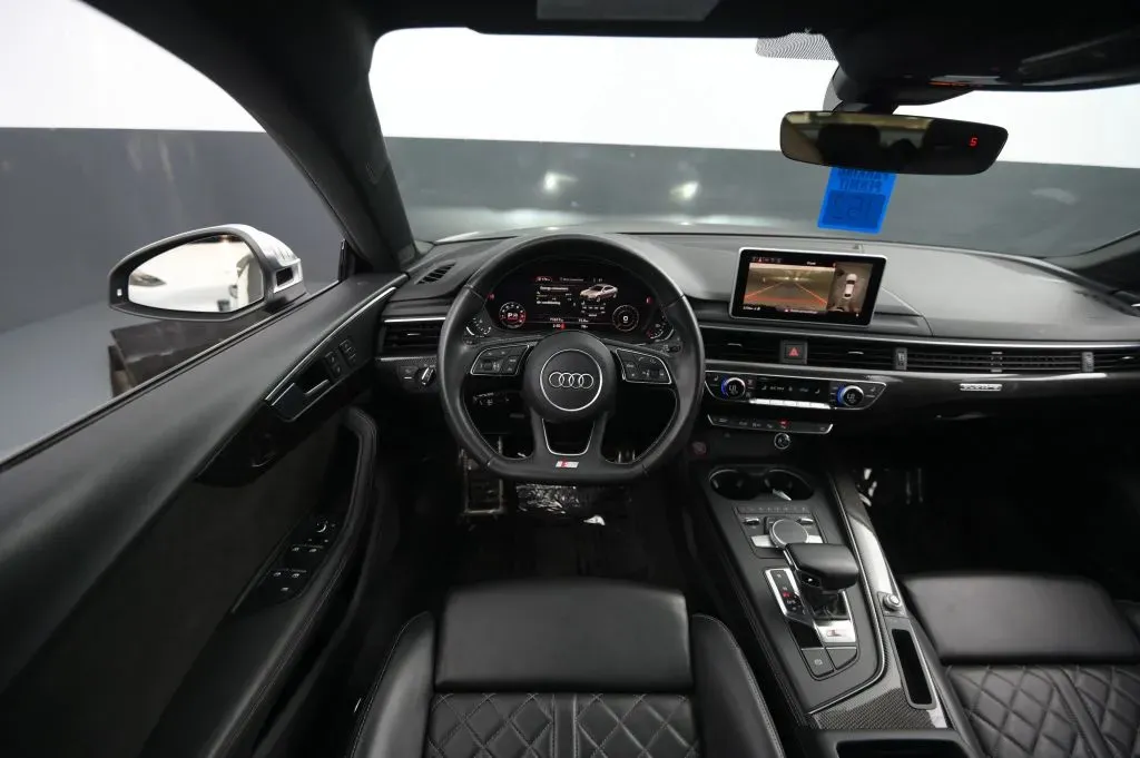 Audi S5 photo 36