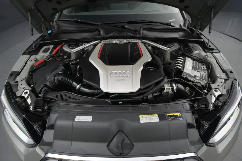 Audi S5 photo 19