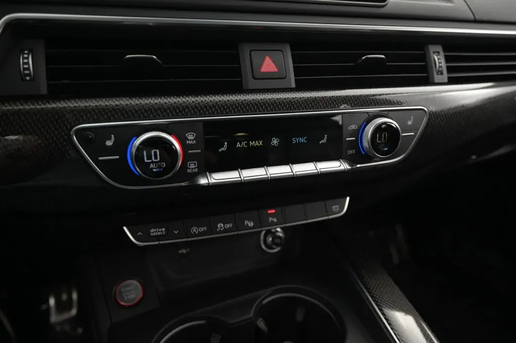 Audi S5 photo 27