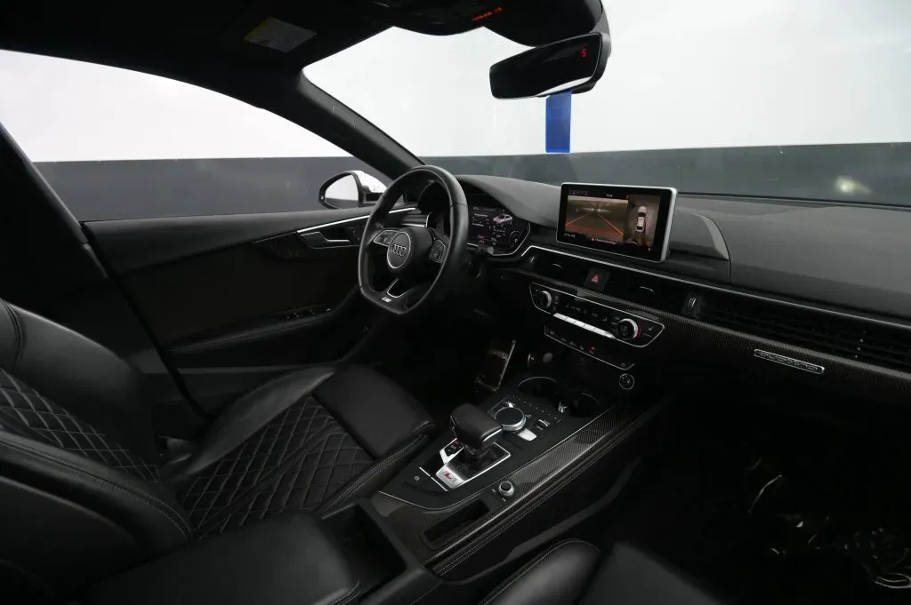 Audi S5 photo 48