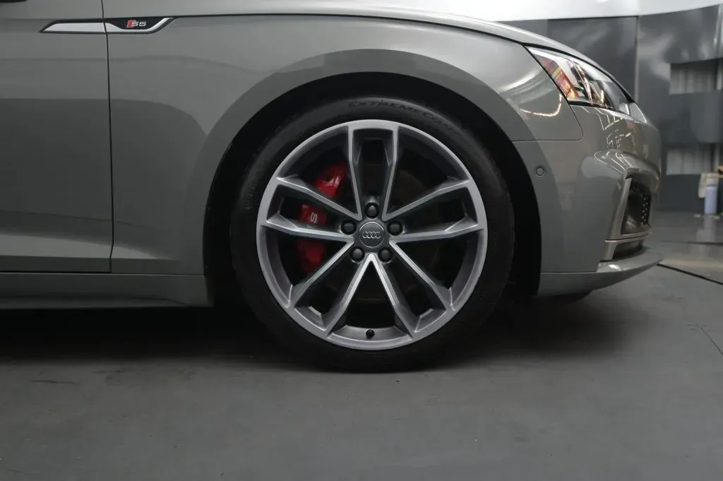 Audi S5 photo 18