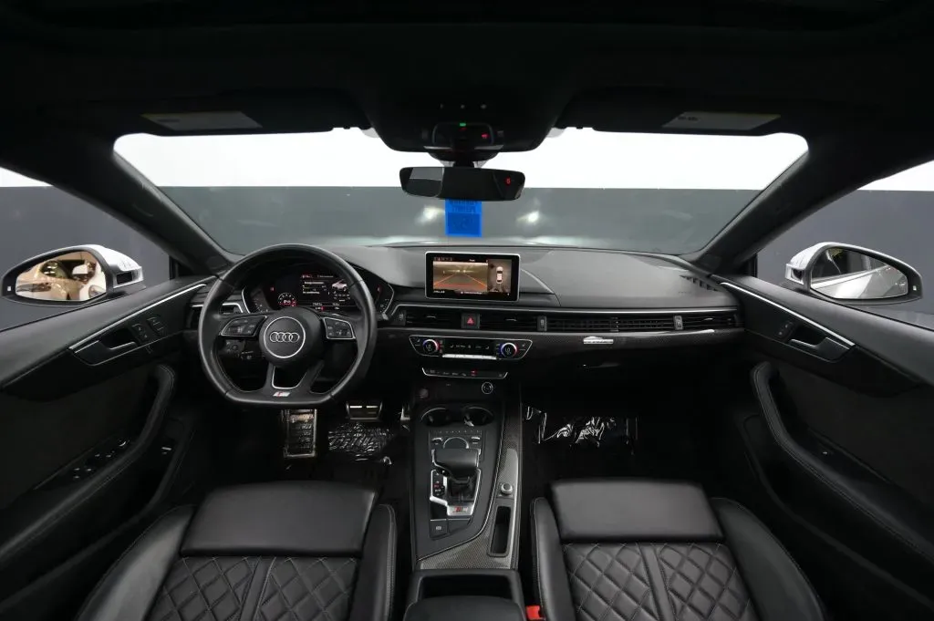 Audi S5 photo 31