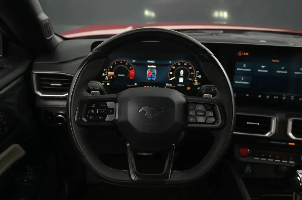 Ford Mustang photo 36