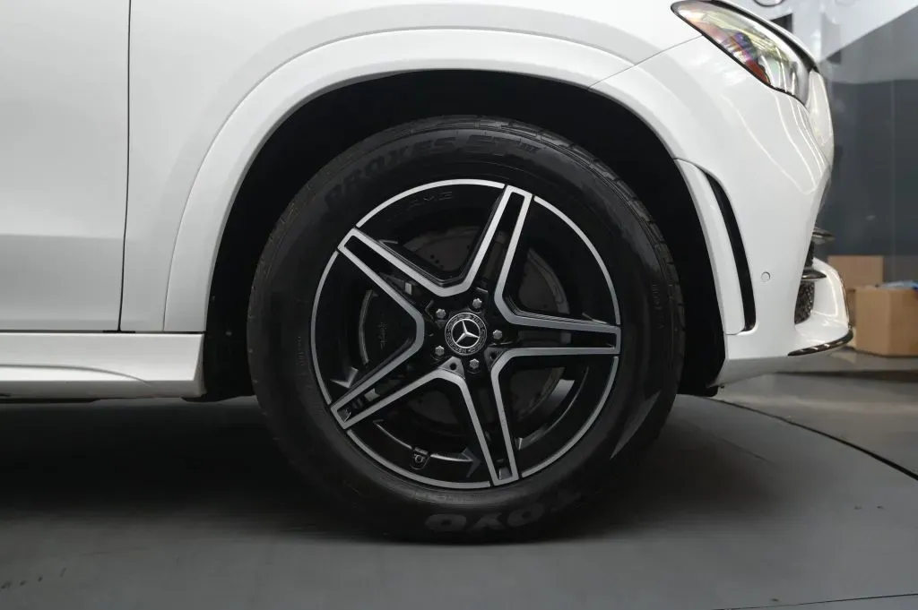 Mercedes-Benz GLE photo 19