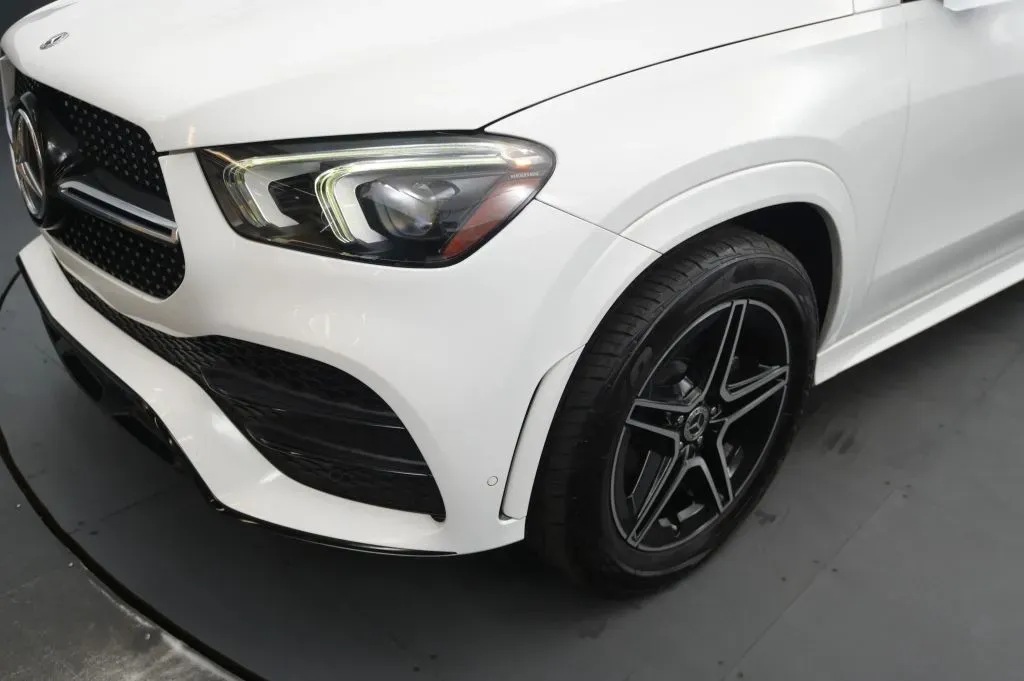 Mercedes-Benz GLE photo 10