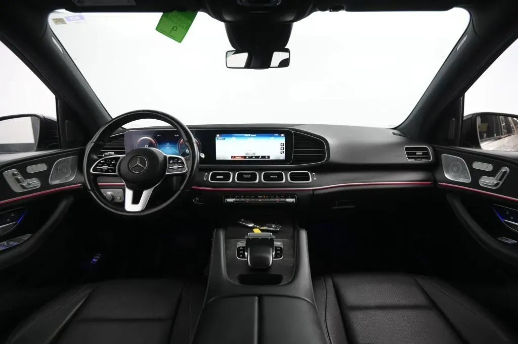 Mercedes-Benz GLE photo 32