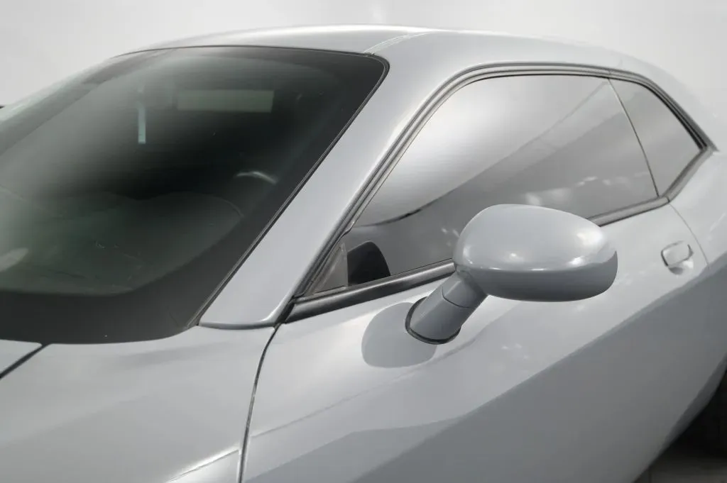 Dodge Challenger photo 11