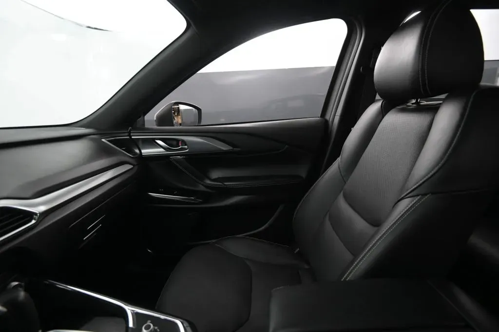 Mazda CX-9 photo 32