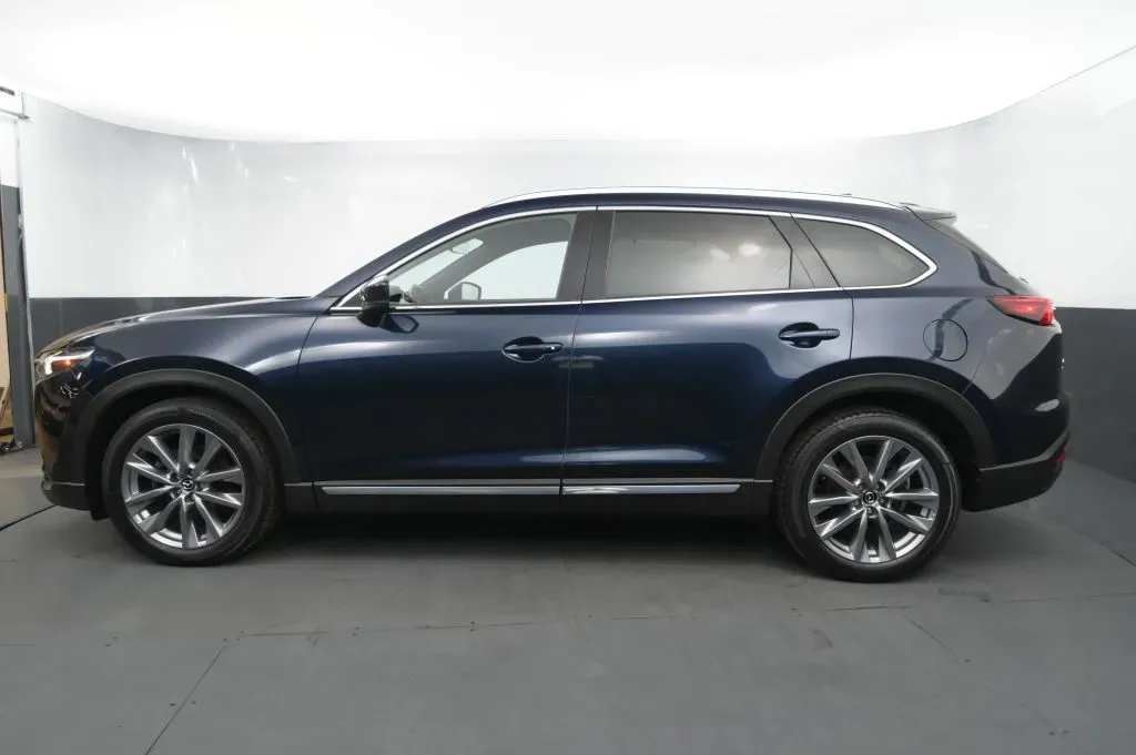 Mazda CX-9 photo 2