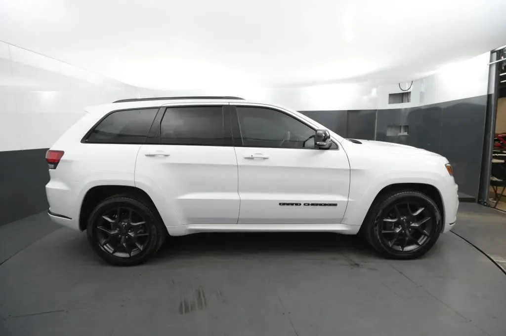 Jeep Grand Cherokee photo 6