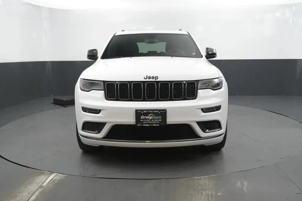 Jeep Grand Cherokee photo 8