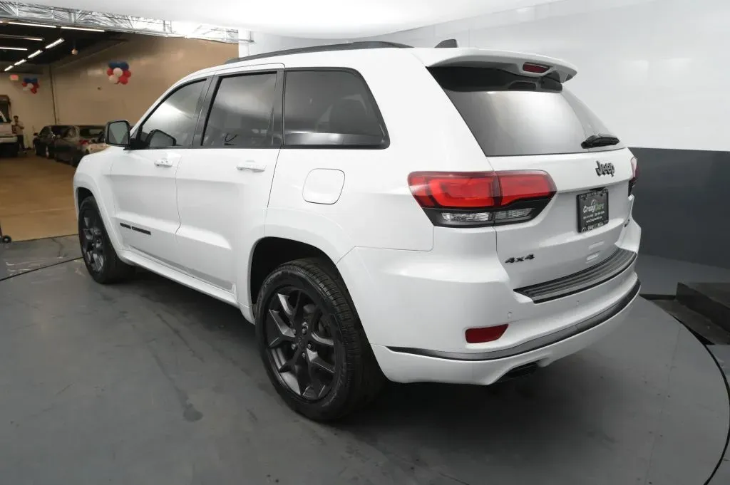 Jeep Grand Cherokee photo 3