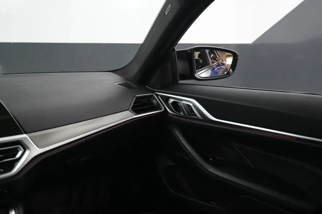 BMW 4 Series photo 35