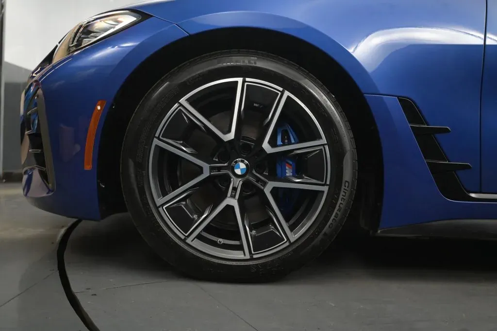 BMW 4 Series photo 10