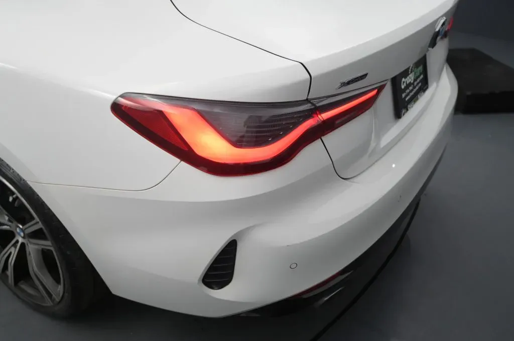 BMW 4 Series photo 14