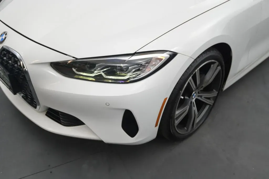 BMW 4 Series photo 9
