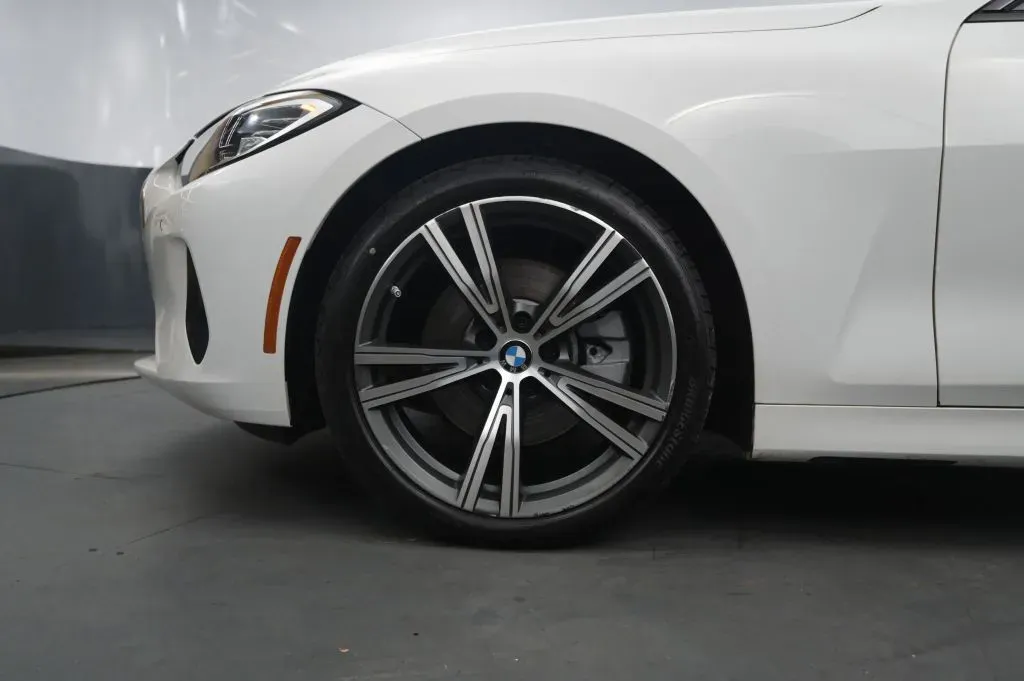 BMW 4 Series photo 10