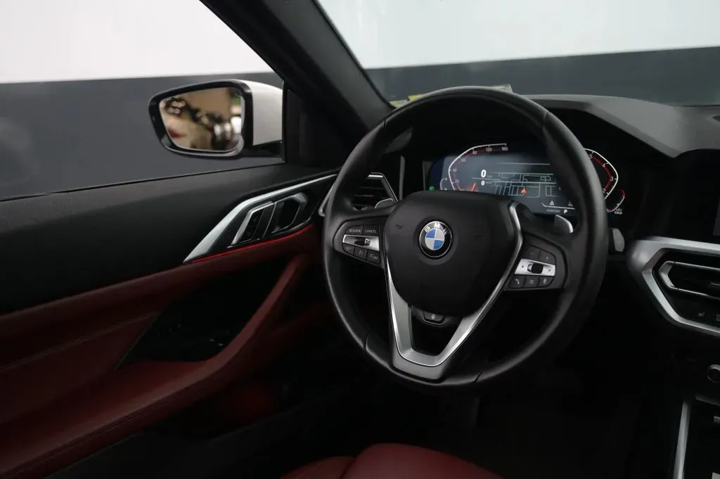 BMW 4 Series photo 32
