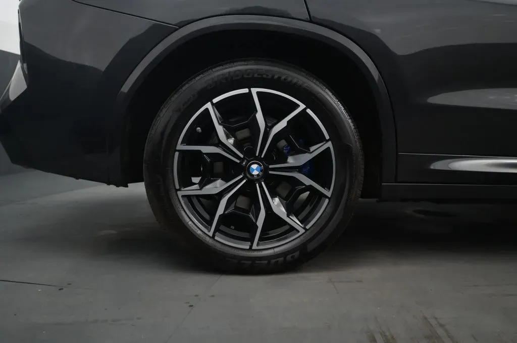 BMW X3 photo 18