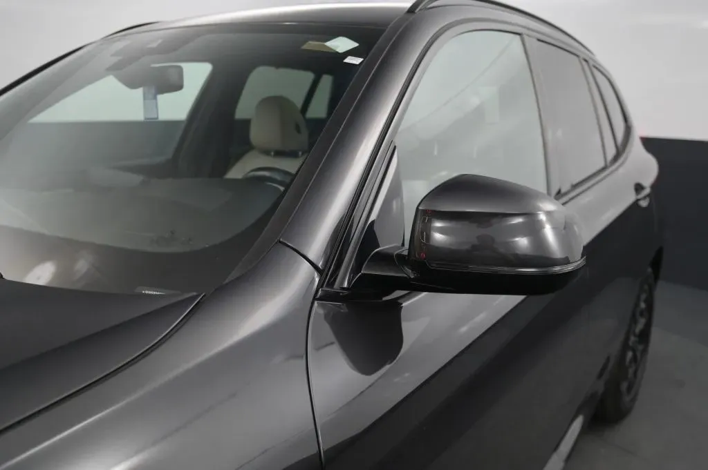 BMW X3 photo 11