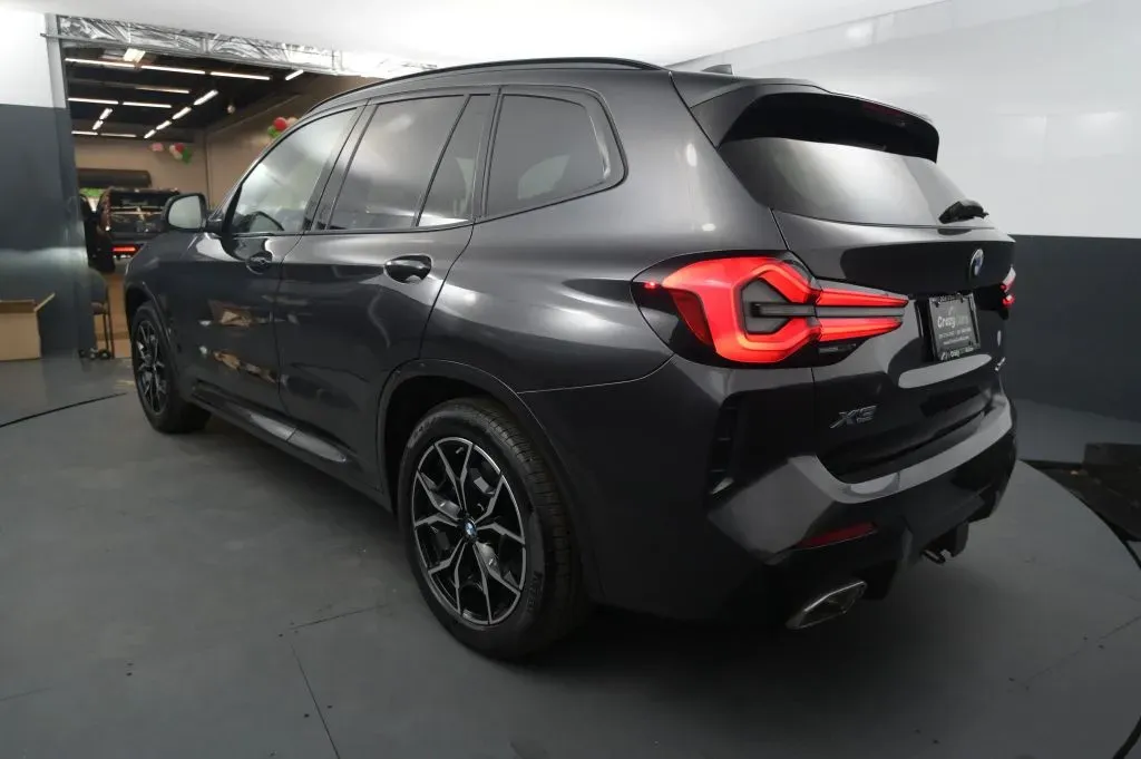 BMW X3 photo 3