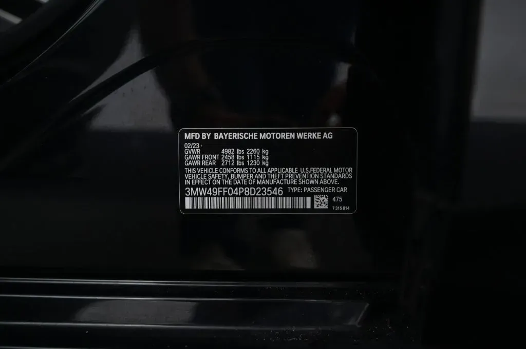 BMW 3 Series photo 22