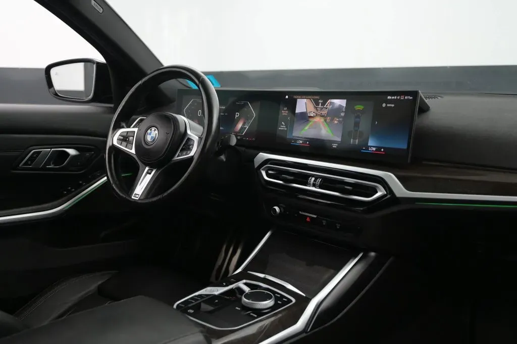 BMW 3 Series photo 49