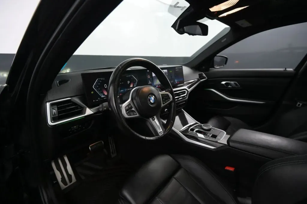 BMW 3 Series photo 41