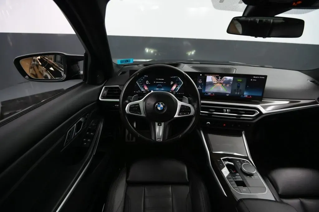 BMW 3 Series photo 38