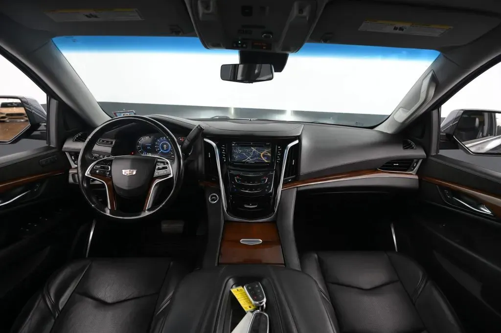 Cadillac Escalade photo 27