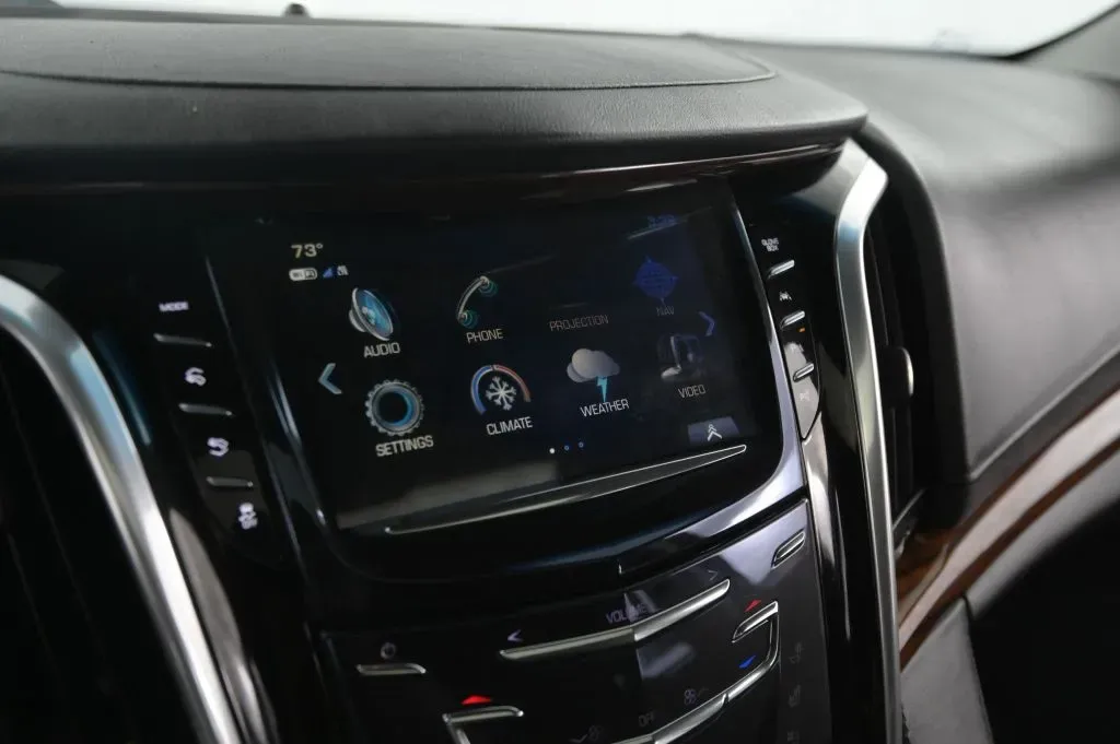 Cadillac Escalade photo 20