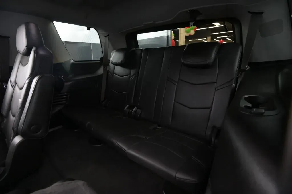 Cadillac Escalade photo 44