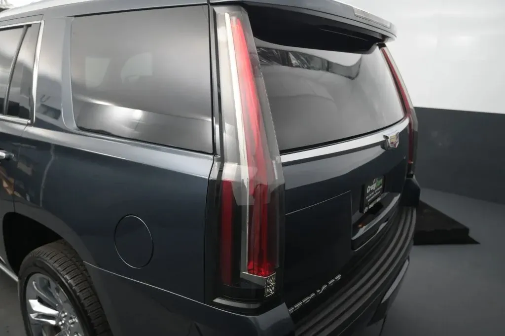 Cadillac Escalade photo 15