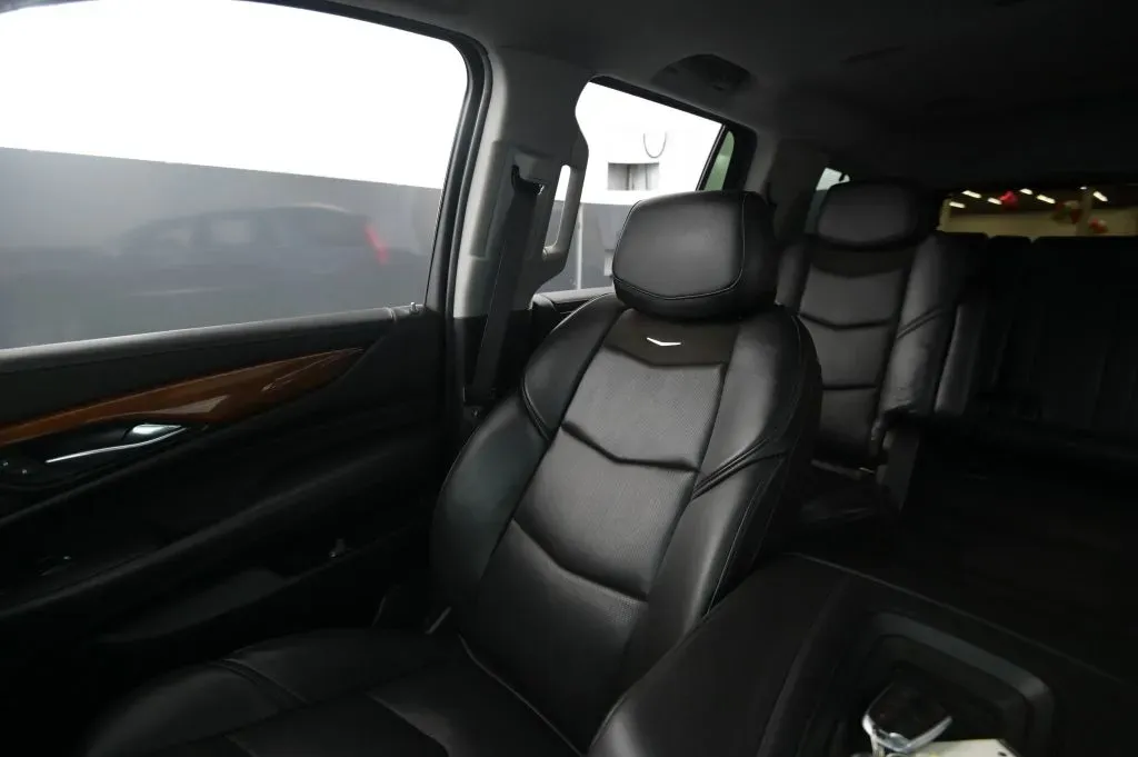 Cadillac Escalade photo 25