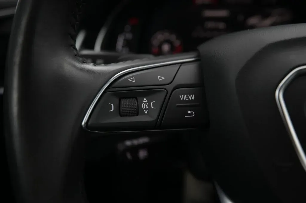 Audi Q7 photo 22