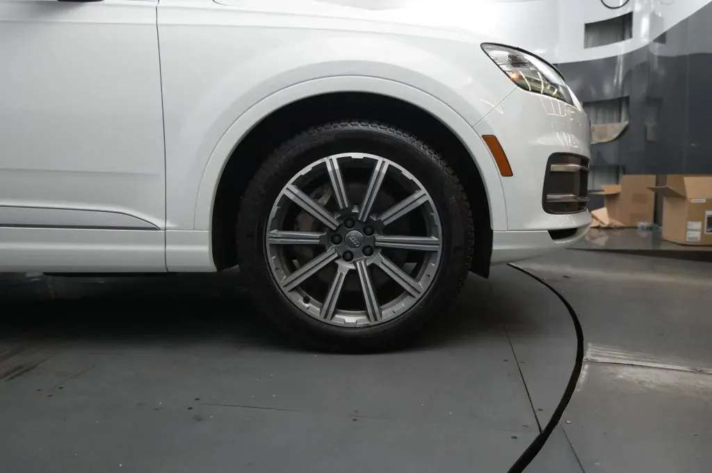 Audi Q7 photo 18
