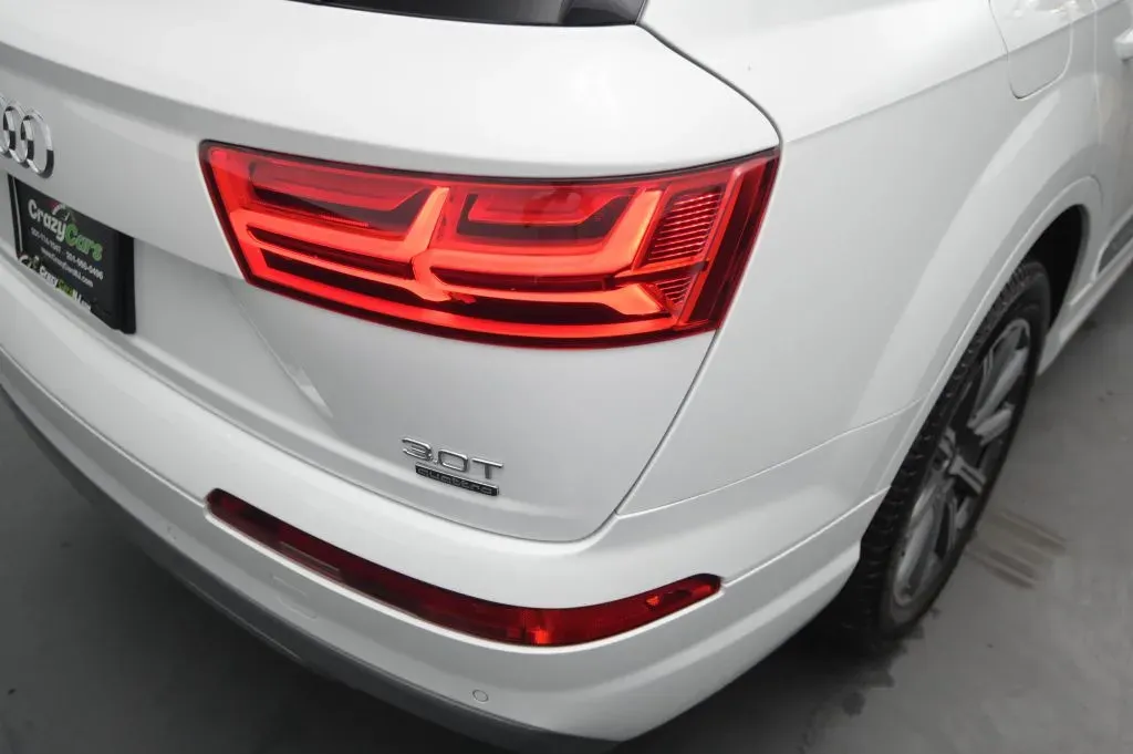 Audi Q7 photo 16
