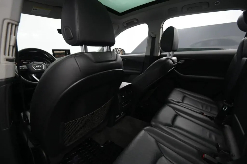 Audi Q7 photo 42