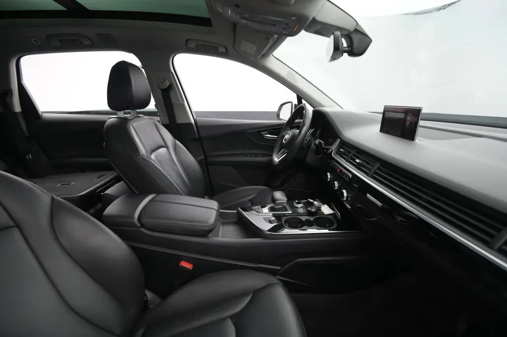 Audi Q7 photo 47