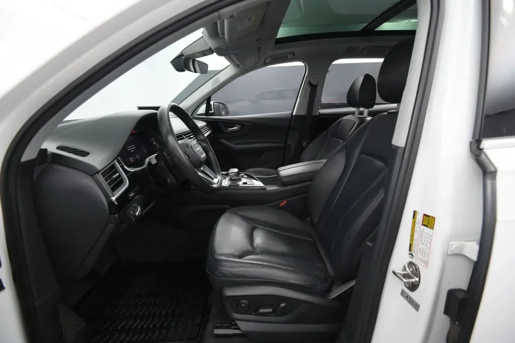 Audi Q7 photo 38