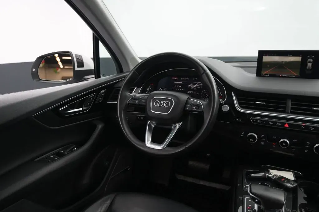 Audi Q7 photo 34