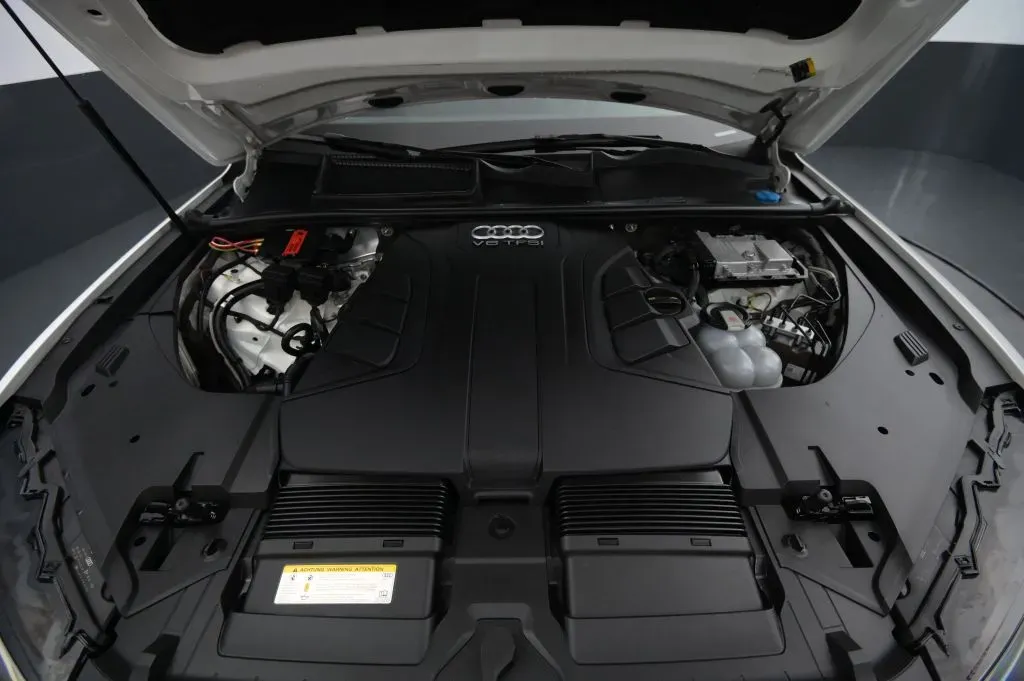 Audi Q7 photo 19