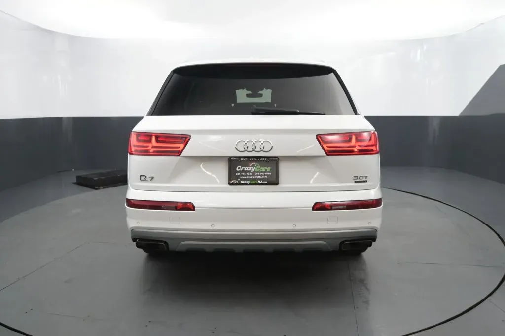 Audi Q7 photo 4