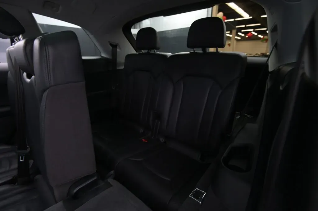 Audi Q7 photo 43
