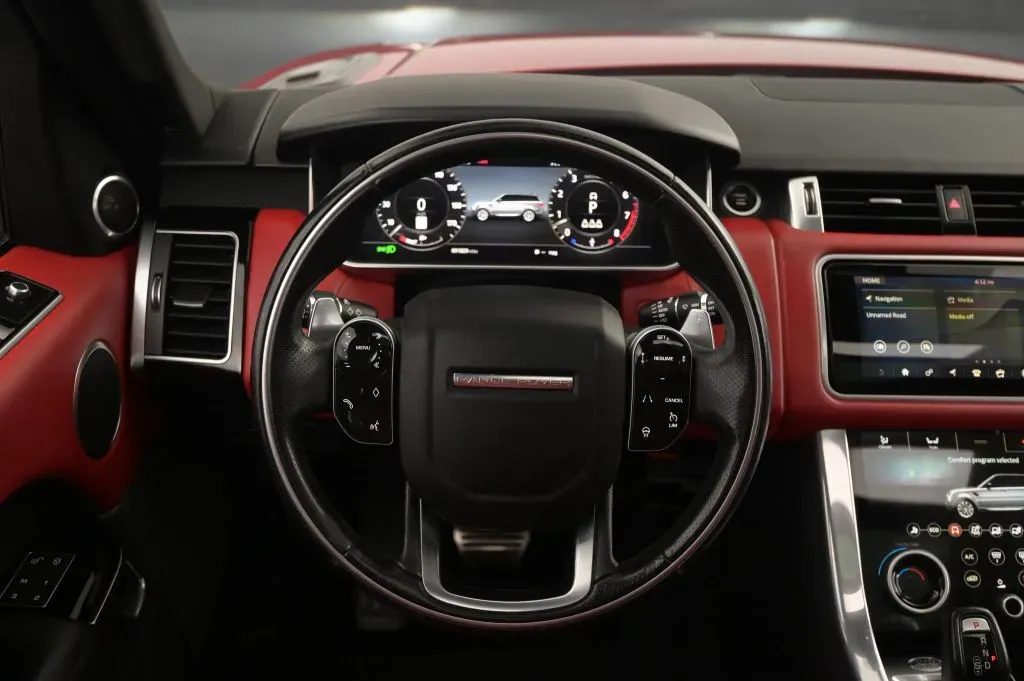 Land Rover Range Rover Sport photo 42