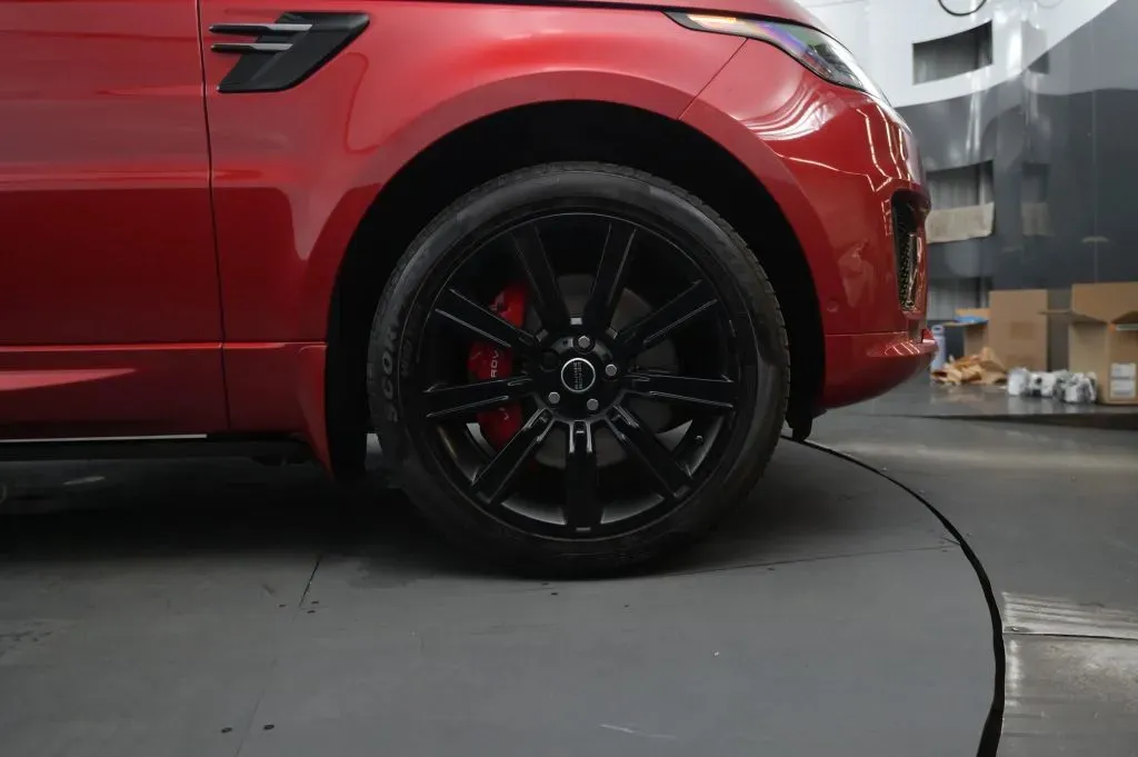Land Rover Range Rover Sport photo 19