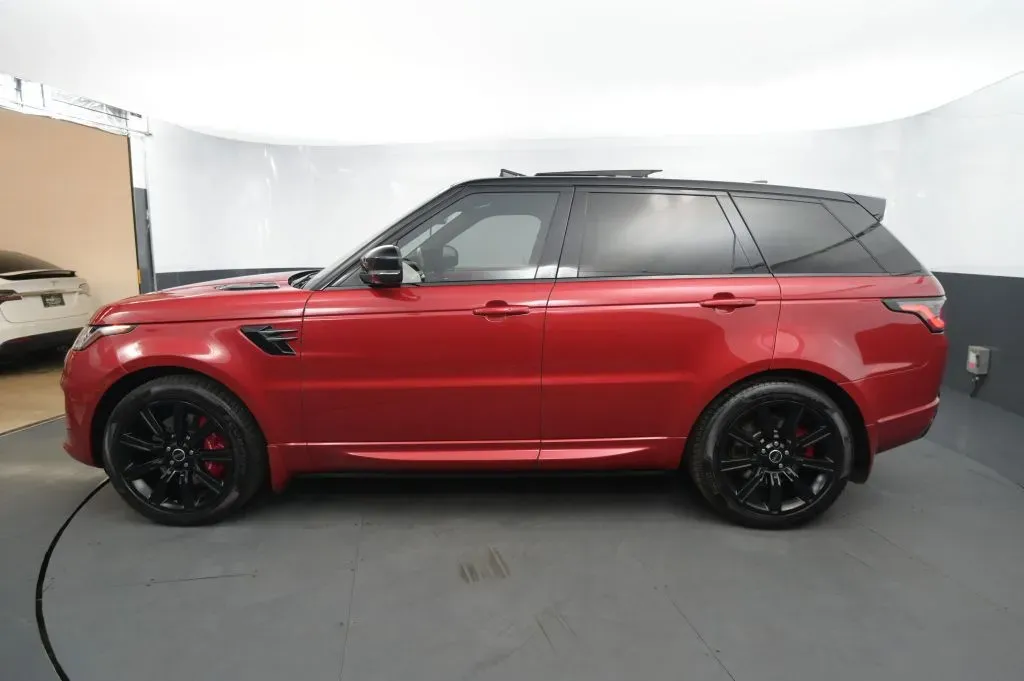 Land Rover Range Rover Sport photo 2