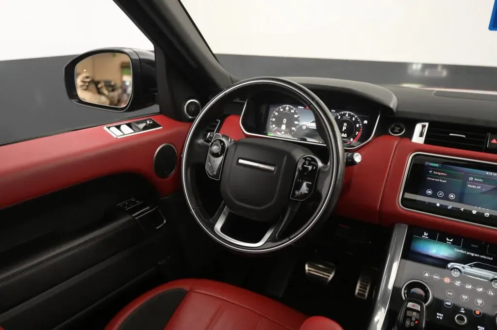 Land Rover Range Rover Sport photo 40