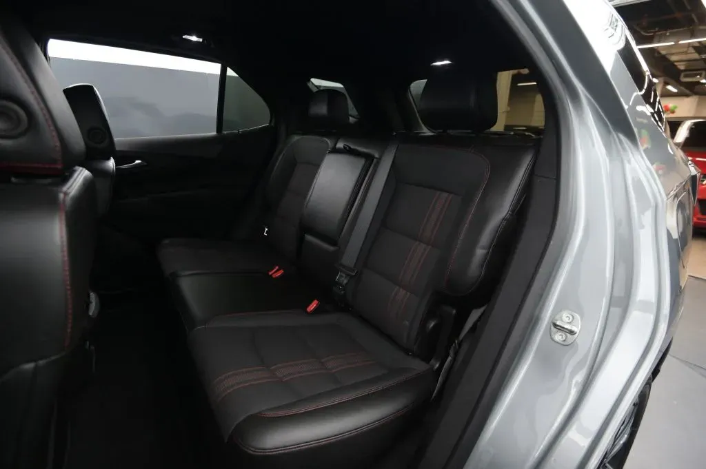 Chevrolet Equinox photo 44