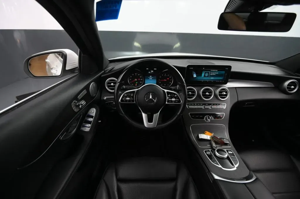 Mercedes-Benz C-Class photo 37